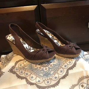 American Eagle Brown Wedge Ladies Shoe